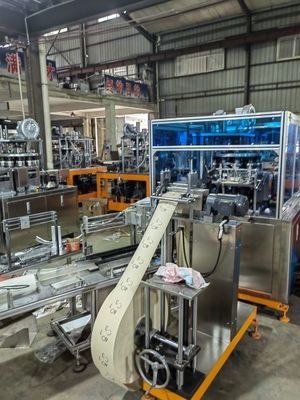 होटल ड्रिंक पेपर कप ढक्कन बनाने की मशीन 380 वोल्ट सेविंग एनर्जी